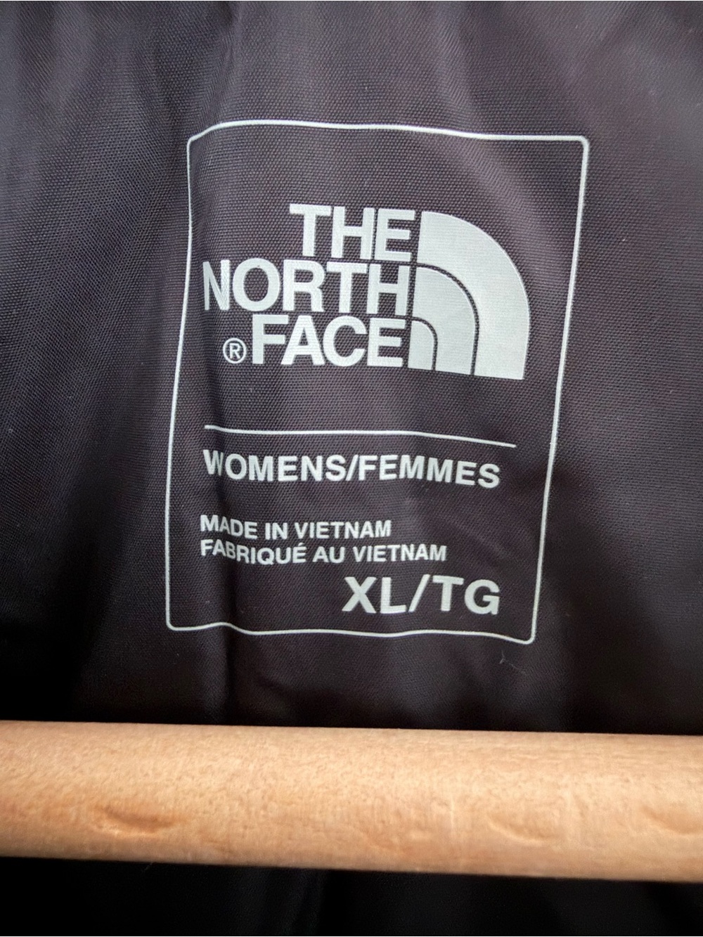 The North Face Black & Gray Hooded Women's XL Vest Outdoor Full Zip - Picture 6 of 11